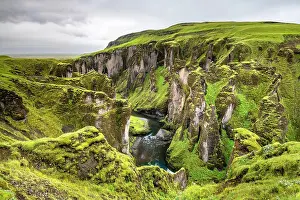 Washed: Aerial view, FjaEr rglj£fur Canyon, Fjadrargljufur
