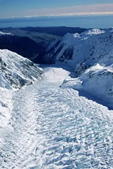 Westland: Aerial view of Fox Glacier, Westland National