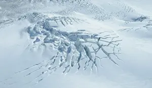 Icefeld: Aerial view, ice field with cross crevasses, Mt