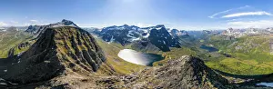160920: Aerial view, Innerdalstarnet, summit and view of