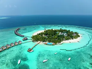 Atoll: Aerial View, Maldives, North Mals Atoll, Indian