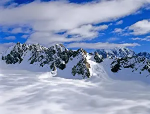 Cook: Aerial view of Mount Cook mountain range Southern Alps South