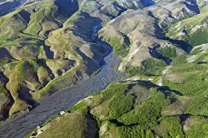 Chain: Aerial view over the mountain ridge Thorsmork, unrsmnrk