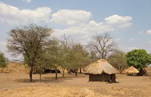 Shack: Africa; Zambia; South Luangwa Park; Mud