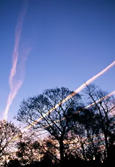 Aeroplane: AIRCRAFT / Aeroplane - Vapour trails