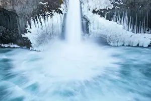 Skjalfandafljot: Aldeyjarfoss waterfall situated on the Skjalfandafljot