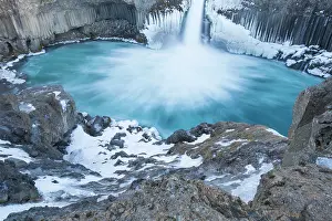 160517: Aldeyjarfoss waterfall situated on the Skjalfandafljot
