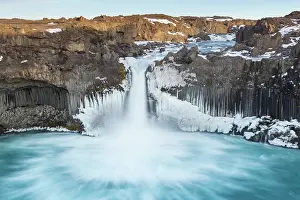 160517: Aldeyjarfoss waterfall situated on the Skjalfandafljot