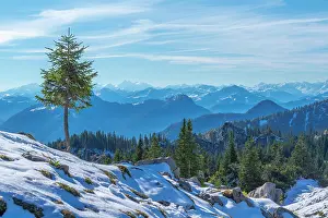 Chiemgau: Alpine panorama, hiking trail to the Kampenwand