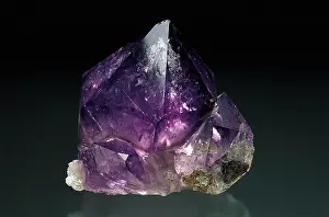 Gemstones: Amethyst
