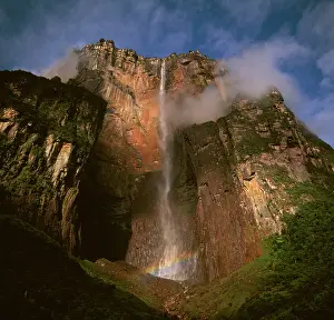 Tepui: Angel Falls and Mount Auyantepui (Auyantepuy, Devil's