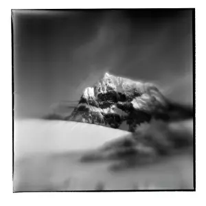 Lemaire: Antarctica, Blurred black and white image
