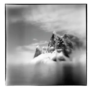 Lemaire: Antarctica, Blurred black and white image