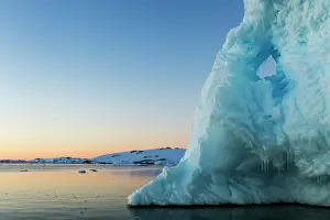 Lemaire: Antarctica, Petermann Island, Melting iceberg