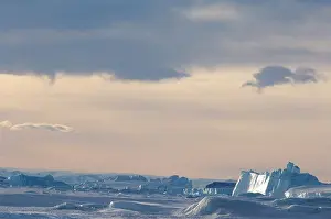 Amaze: Antarctica, Snow Hill Island. Icebergs trapped