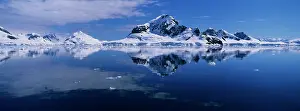 Austral: Antarctica, Wiencke Island, Evening sun