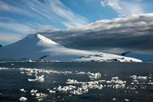 Souders: Antarctica, Wiencke Island, Setting sun
