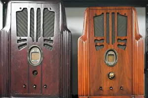 Vintage: Antique radios