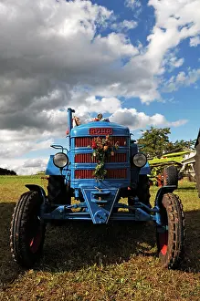 Built: Antique tractor meeting, Roehr tractor, built in