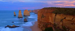 Twelve: Twelve Apostles sunset - sandstone rock formations