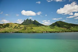 Mauritius: Arial view of Lion Mountain, South East