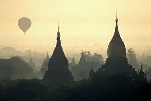 Burma: Asia, Burma, (Myanmar), Pagan (Bagan) Hot