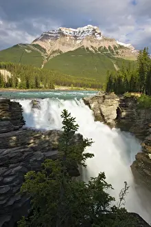Athabasca: Athabasca River and waterfall in Jasper