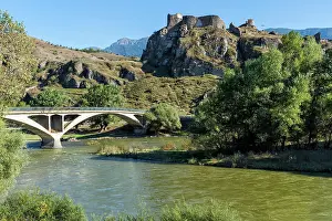Georgia: Atskuri Castle ruins overlooking the Mtkvari river