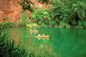 Ecotourists: AUSTRALIA - Ecotourists explore Upper Lawn Gorge