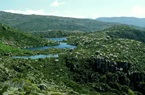 Auscape - Named Photographers: Australia - Platypus Tarn, small glaciated lake
