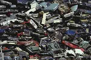 Auto: Auto Junkyard