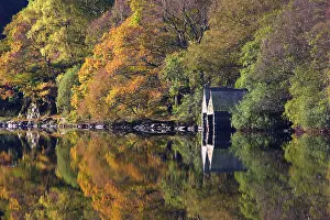 Llyn: Autumn colours and Boat houses reflections in Llyn