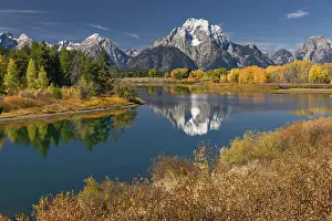 Teton: Autumn view of Mount Moran and Snake River, Grand