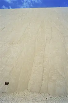 Mobile: Avalanche Chutes on Sand