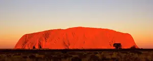 Ayers: Ayers Rock - Uluru - brightly ablaze Ayers Rock