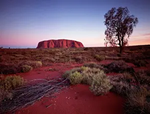 Ayers: Ayers Rock / Uluru at sunset