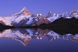 Mirror: Bachalpsee, Schreckhorn, 4078 m, Finsteraarhorn, 4274 m