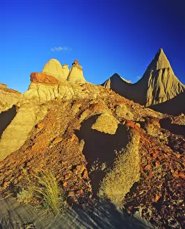 Dinosaur: Badlands formations at Dinosaur Provincial