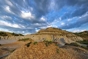 North Dakota: Badlands formations in Theodore Roosevelt National Park