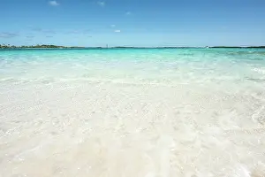 Relaxing: Bahamas, Exuma, Norman Cay. Beautiful crystal clear blue