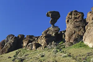 Tuff: Balanced Rock, Idaho
