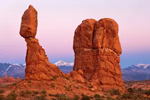 Oval: Balanced rock - sandstone rock formation in the