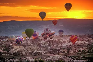 Ride: Balloon ride over fantastic tuff formations, Cappadocia