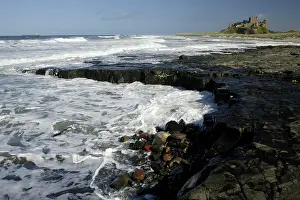 Bamburgh: Bamburgh Castle - View point north of castle from