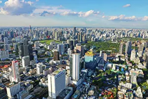 Skylines: Bangkok city skyline and Lumphini Park, Bangkok, Thailand