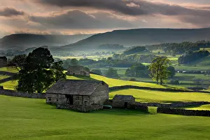 300817: Barn near Butersett - Hawes - Yorkshire - UK