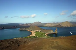 Bartolome: Bartolome Island