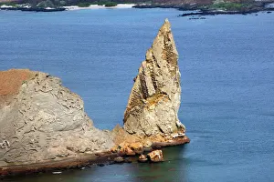Bartolome: Bartolome Island