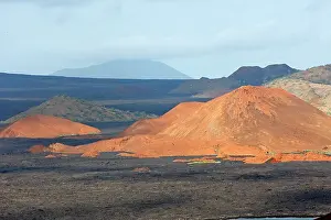 Bartolome: Bartolome Island