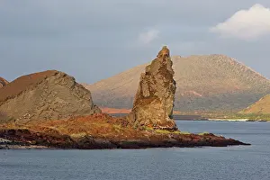 Bartolome: Bartolome Island